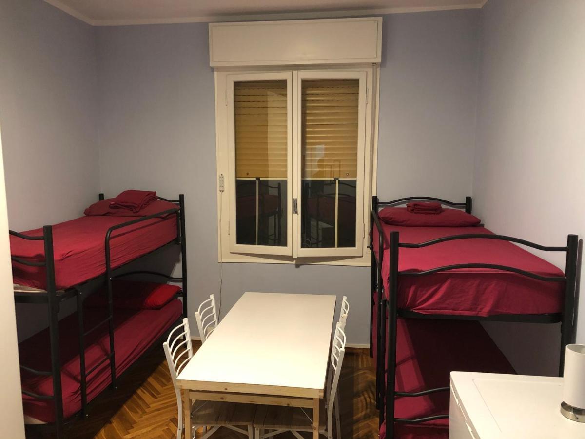 Euro House Hostel Модена Екстериор снимка