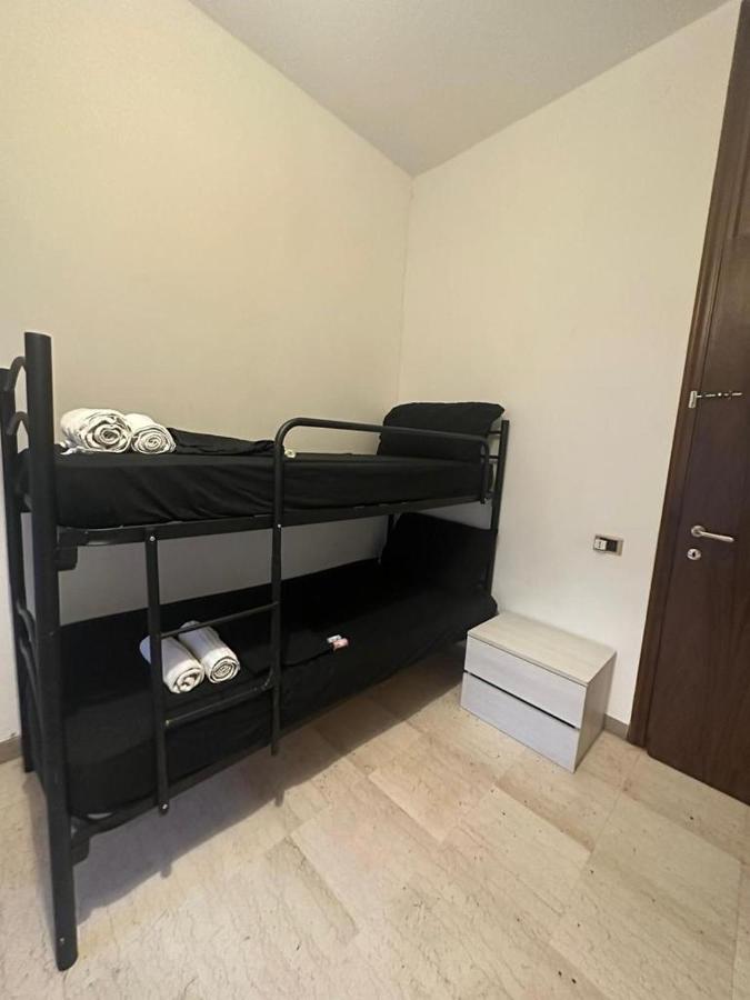 Euro House Hostel Модена Екстериор снимка